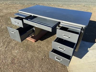 Vintage McDowell And Craig  Steel Tanker Desk Table - Thumbnail 16