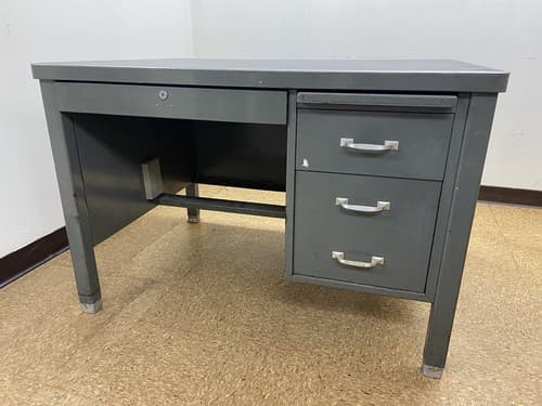 The General Fireproofing Company Style Metal Tanker Desk - Thumbnail 10