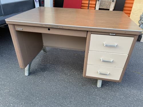 Vintage Devon W.H. Harper Metal Tanker Executive Desk - Thumbnail 4