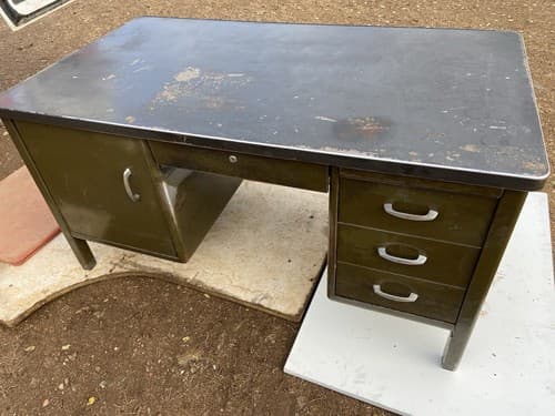 Vintage Mid Century Modern  Metal Tanker Desk Needs Some Refinishing - Thumbnail 2