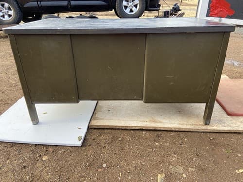 Vintage Mid Century Modern  Metal Tanker Desk Needs Some Refinishing - Thumbnail 17