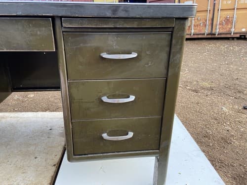Vintage Mid Century Modern  Metal Tanker Desk Needs Some Refinishing - Thumbnail 23