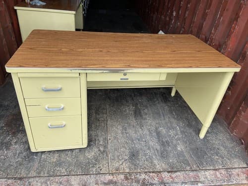 McDowell Craig Mid Century Tanker Desk Credenza - Image 1
