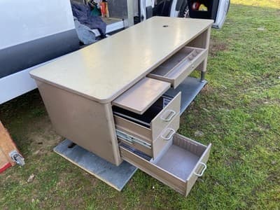 Vintage Mid Century Modern Steelcase Tanker Desk 72”/30”/29” - Thumbnail 4