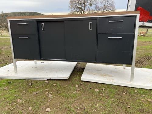 Vintage Mid Century Modern Steelcase  Tanker Credenza - Thumbnail 10