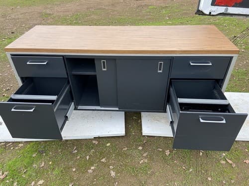 Vintage Mid Century Modern Steelcase  Tanker Credenza - Thumbnail 15