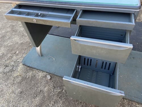 Vintage General Fireproofing Co. Tanker Desk Table- Mid Century - Thumbnail 11