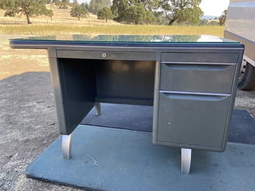 Vintage General Fireproofing Co. Tanker Desk Table- Mid Century - Thumbnail 10