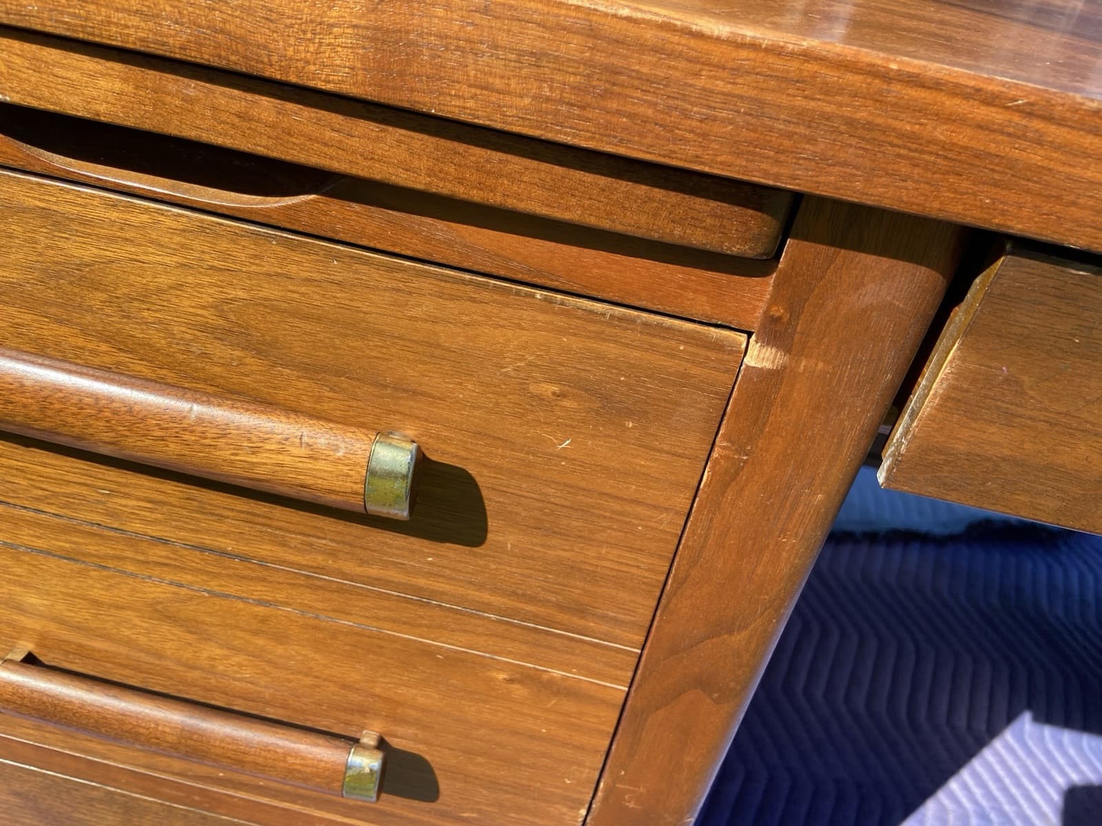 Vintage Mid Century Modern Walnut Writing Desk - Thumbnail 7