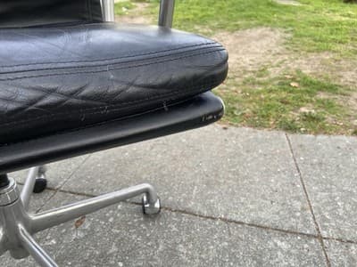 Vintage Mid Century Herman Miller Soft Pad Executive  Black Leather Desk Chair - Thumbnail 8