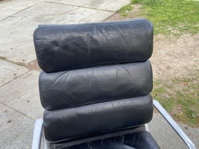 Vintage Mid Century Herman Miller Soft Pad Executive  Black Leather Desk Chair - Thumbnail 12