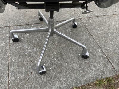 Vintage Mid Century Herman Miller Soft Pad Executive  Black Leather Desk Chair - Thumbnail 14