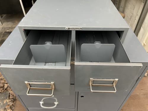 Vintage Steelmaster Metal Cabinet - Thumbnail 9