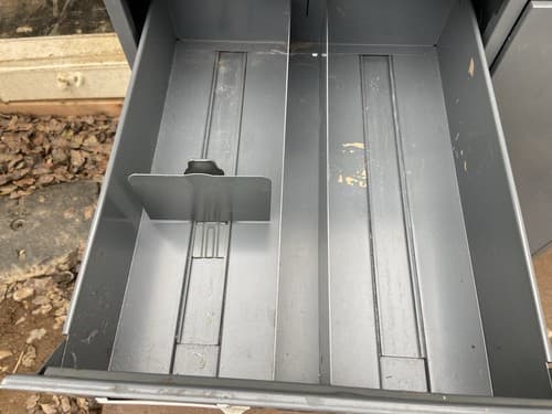 Vintage Steelmaster Metal Cabinet - Thumbnail 8