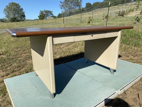 Vintage Mid-Century ModernIndustrial Shaw Walker Table Desk - Thumbnail 3