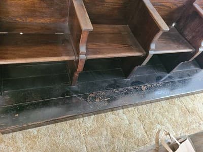 Antique Gothic church pew  Choir Stalls 4 Seater Bench Theatre Seats - Thumbnail 3