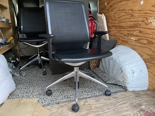 Vitra Meda Desk Chairs in Black Leather & Mesh by Alberto Meda - Image 1