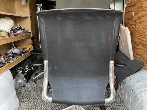 Vitra Meda Desk Chairs in Black Leather & Mesh by Alberto Meda - Thumbnail 10