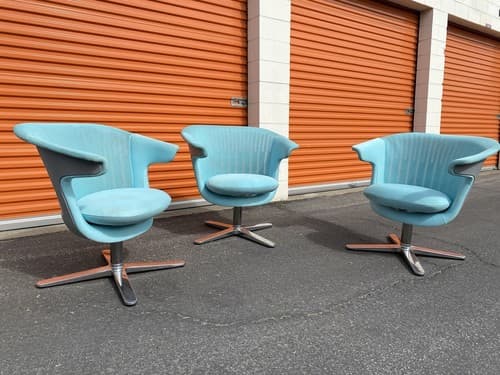 STEELCASE i2i MODERN COLLABORATIVE CHAIRs WITH CHROME BASE Lounge Set Of 3 - Thumbnail 3