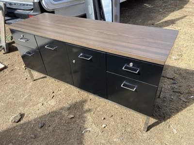 Vintage Mid Century Modern Steelcase  Tanker Credenza - Thumbnail 16