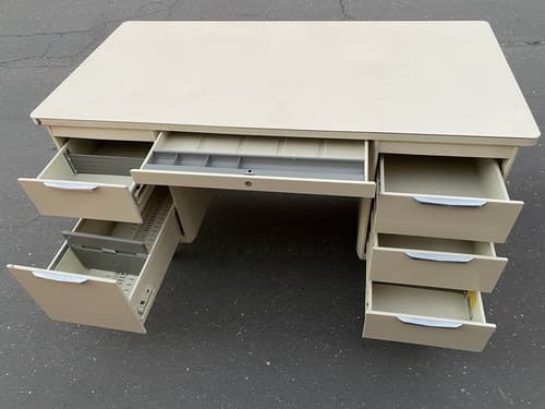 The General Fireproofing Vintage Mid Century Modern Metal Tanker Desk - Thumbnail 11