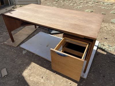 Vintage Mid Century Modern Jens Risom Designs  Executive Desk in Walnut - Thumbnail 22