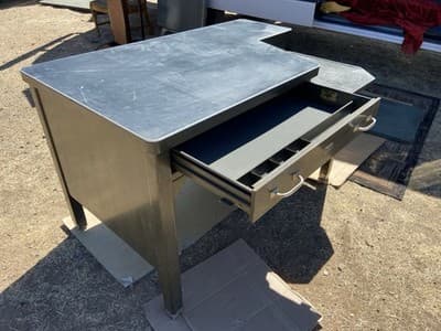 Mid-century Modern General Fireproofing Tanker Desk - Thumbnail 10