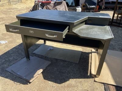 Mid-century Modern General Fireproofing Tanker Desk - Thumbnail 14