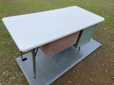 Vintage Mid Century Modern Industrial Steel Metal School Writing Teachers Desk - Thumbnail 16