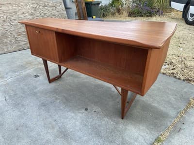 Peter Løvig Nielsen for Hedensted Møbelfabrik MCM Danish Teak Boomerang Desk - Thumbnail 19