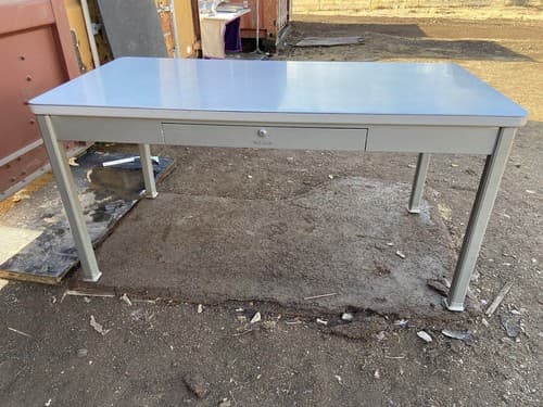 Shaw Walker Vintage Mid Century Modern Metal Tanker Desk. - Thumbnail 3