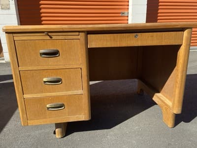 Vintage Mid Century Modern Wooden Desk by Jasper Furniture. - Thumbnail 3