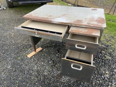 McDowell And Craig Vintage INDUSTRIAL Tanker Desk With Patina Or Restore It - Thumbnail 15