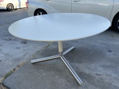 Blu Dot Sprout Round Pedestal Dining Table - Thumbnail 4