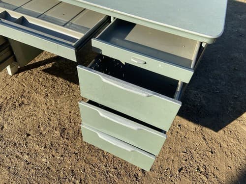 Mid-century Modern General Fireproofing Tanker Desk Mode Maker Vintage Metal - Thumbnail 17