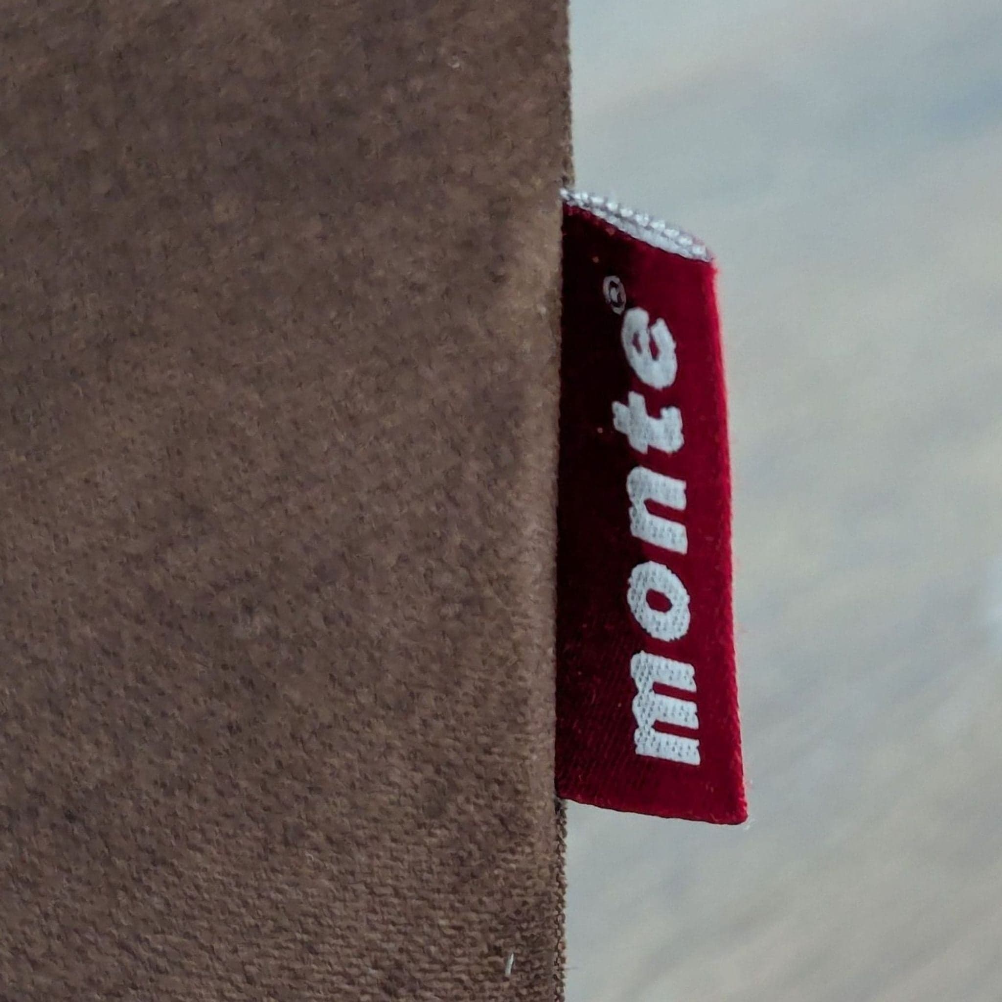 Monte Grano Brown Reclining/Gliding Lounge Chair with Pillow - Thumbnail 8