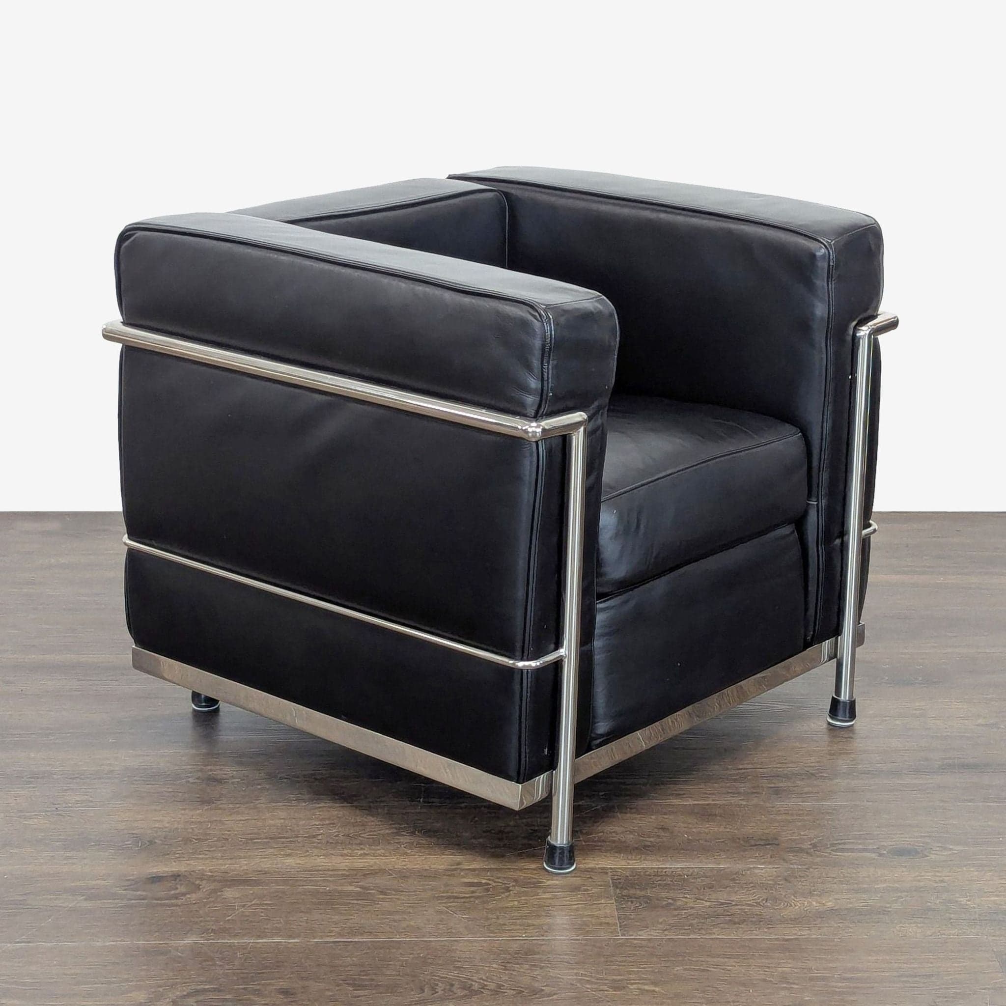 Design Within Reach LC2 Petit Modele Modern Black Leather Lounge Chair - Thumbnail 2