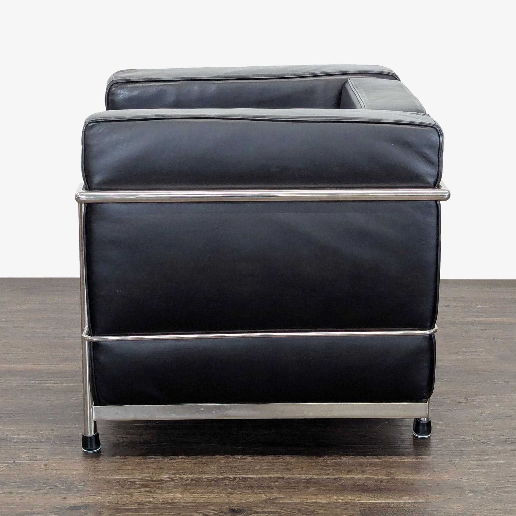 Design Within Reach LC2 Petit Modele Modern Black Leather Lounge Chair - Thumbnail 3