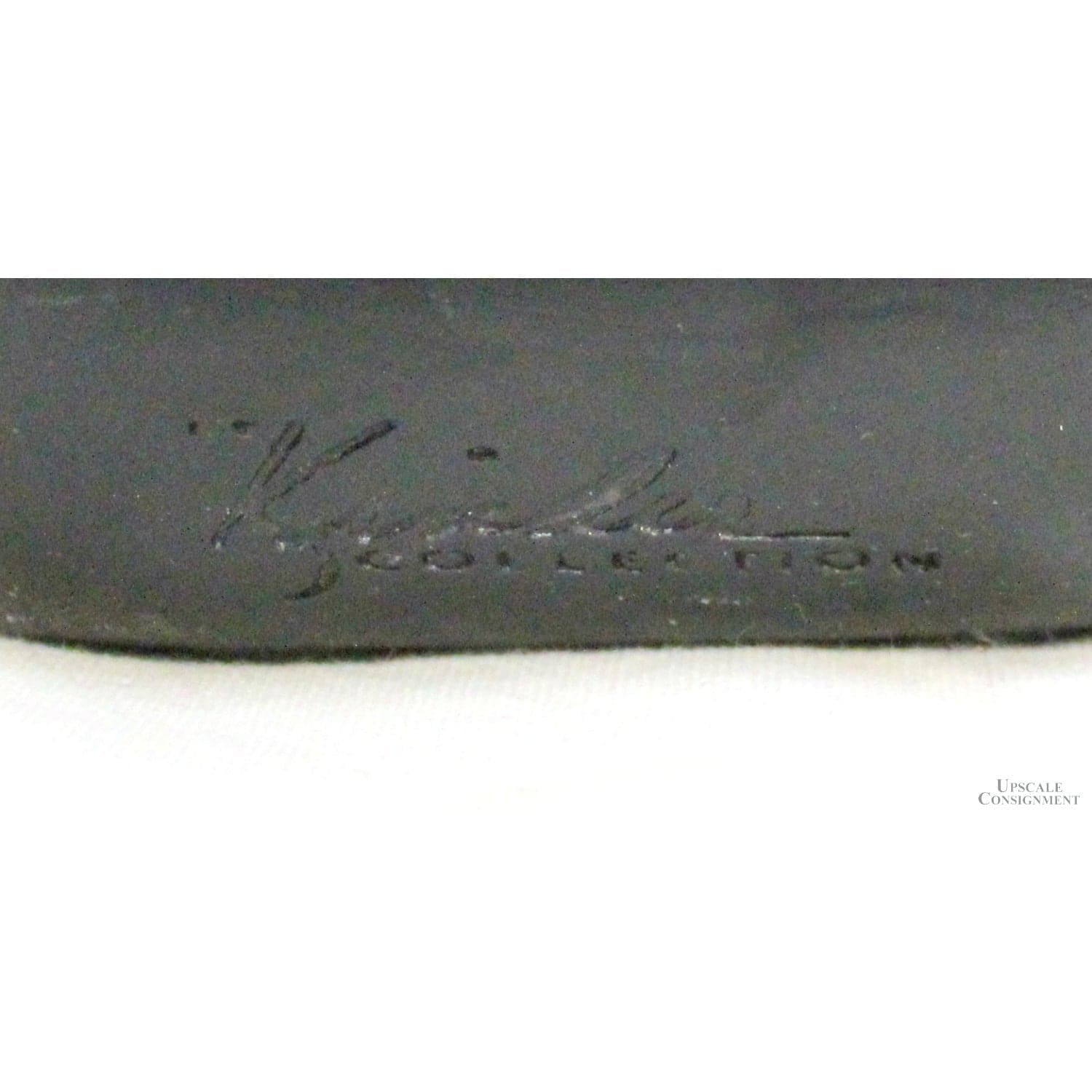 Austin Products, Inc. Black & Gold Vase w/Floral Arrangement - Thumbnail 3