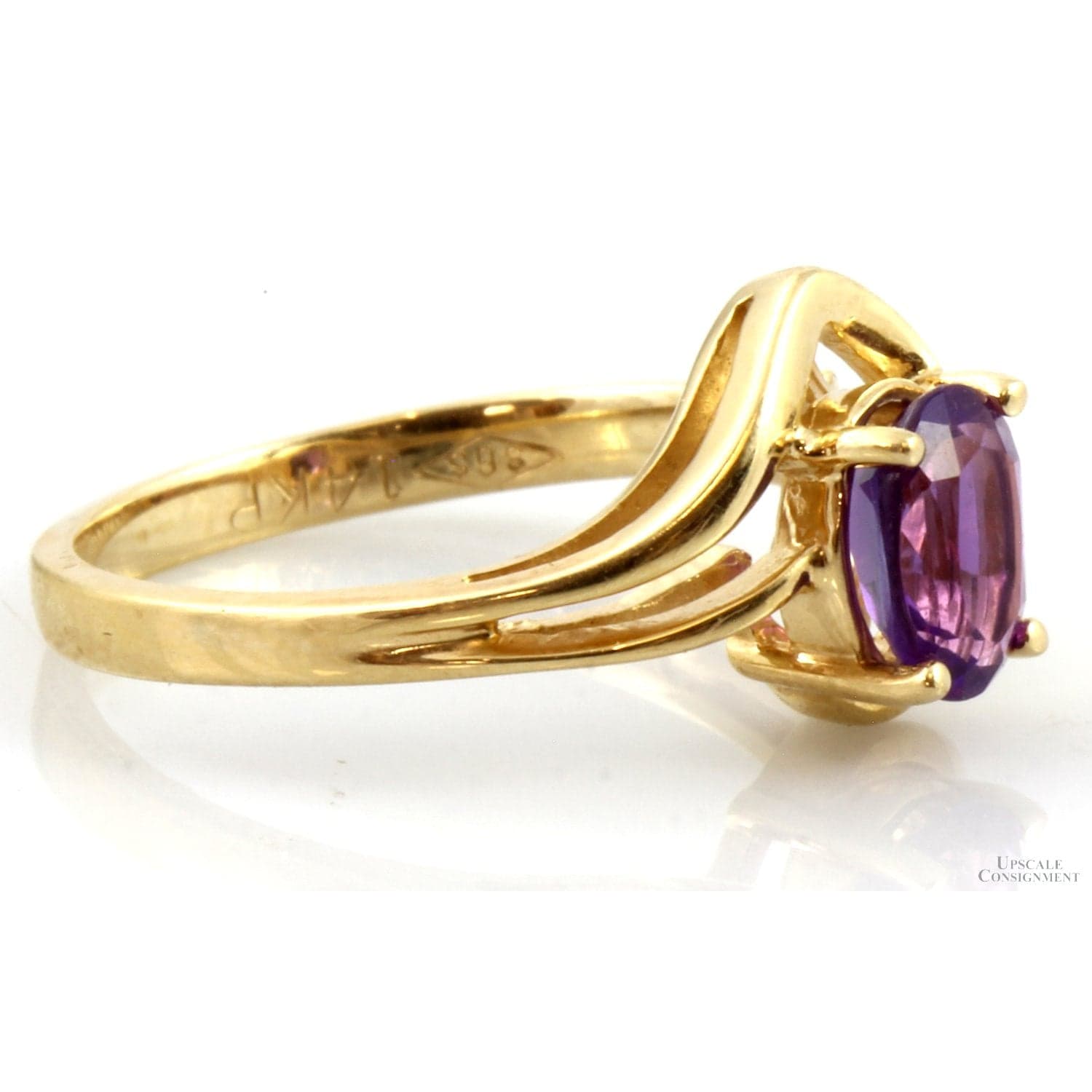 .76ct Oval Amethyst Solitaire 14K Yellow Gold Ring - Size 6 - Thumbnail 3