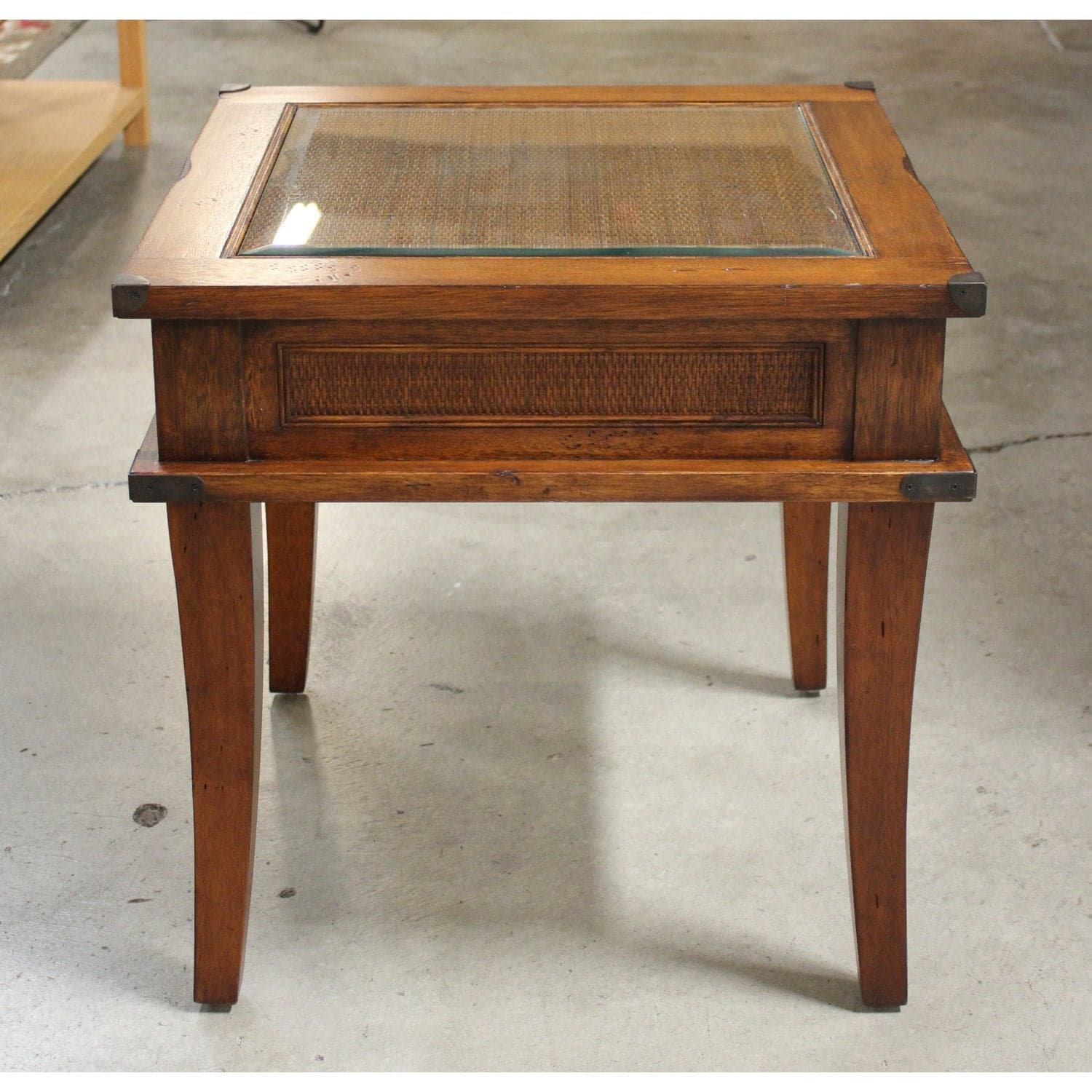 Square End Table w/Woven Top & Side Accents - Mahogany - Thumbnail 2