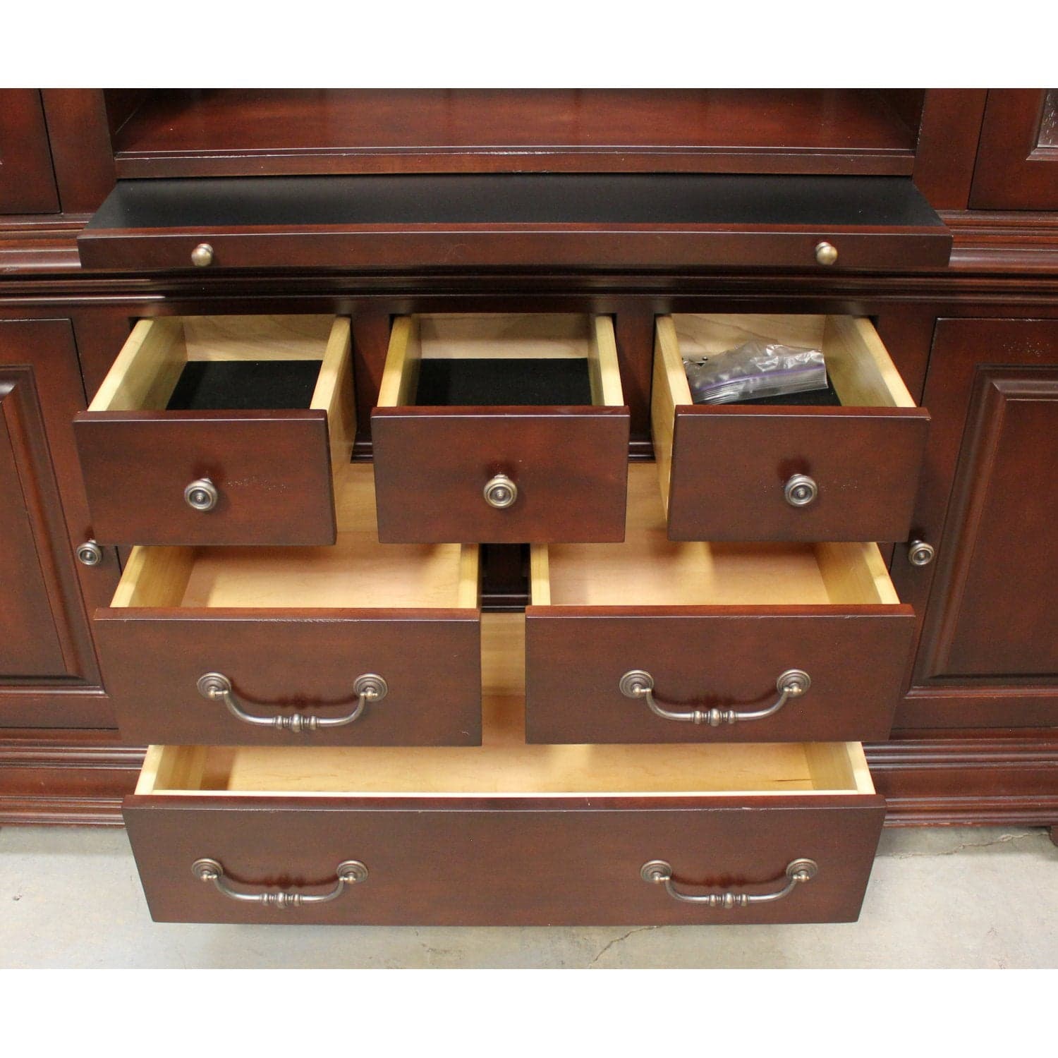 Stanley Furniture Seeded Glass Door China Cabinet - Dark Finish - Thumbnail 5