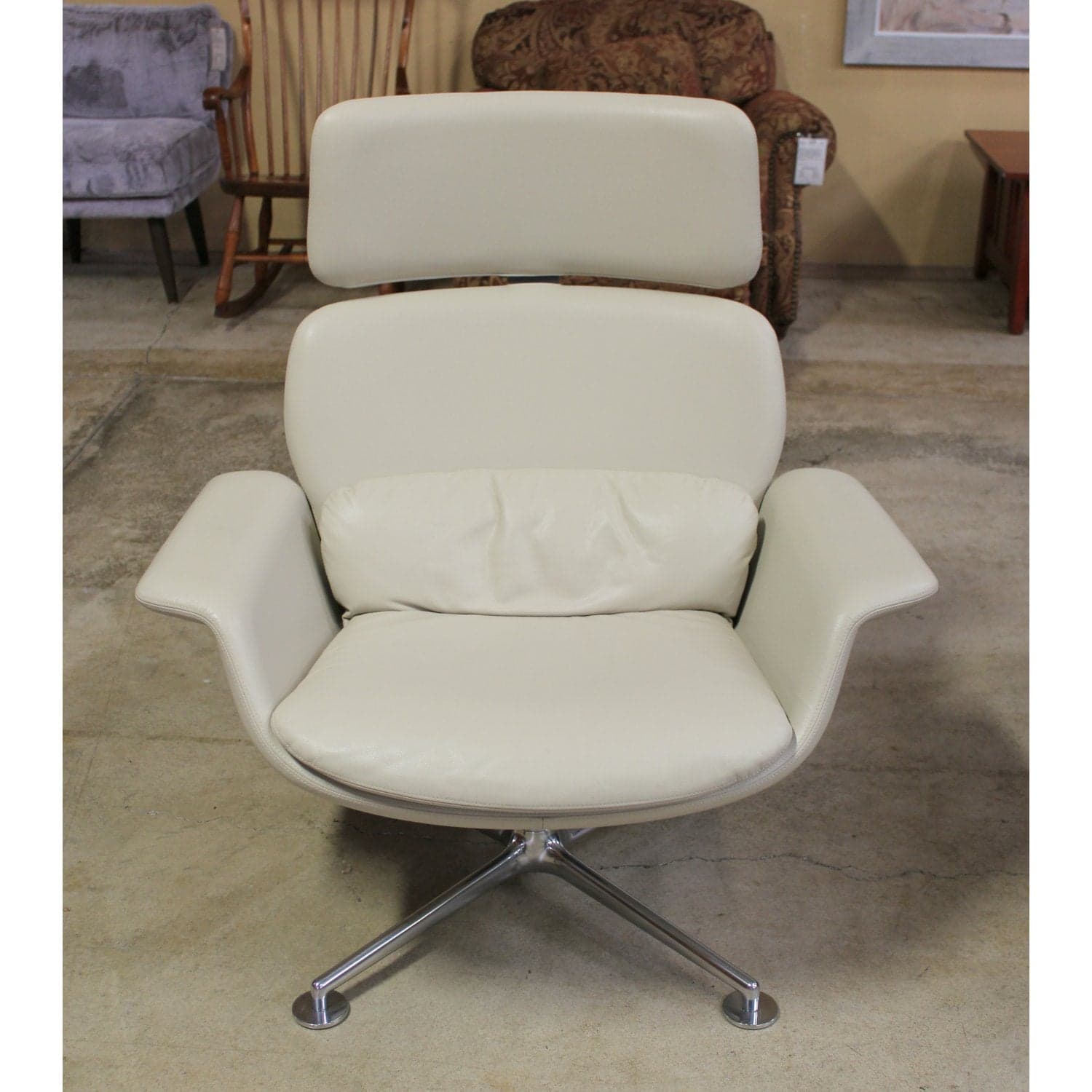 Knoll Swivel High Back Lounge Chair w/ Ottoman - Beige - Thumbnail 4