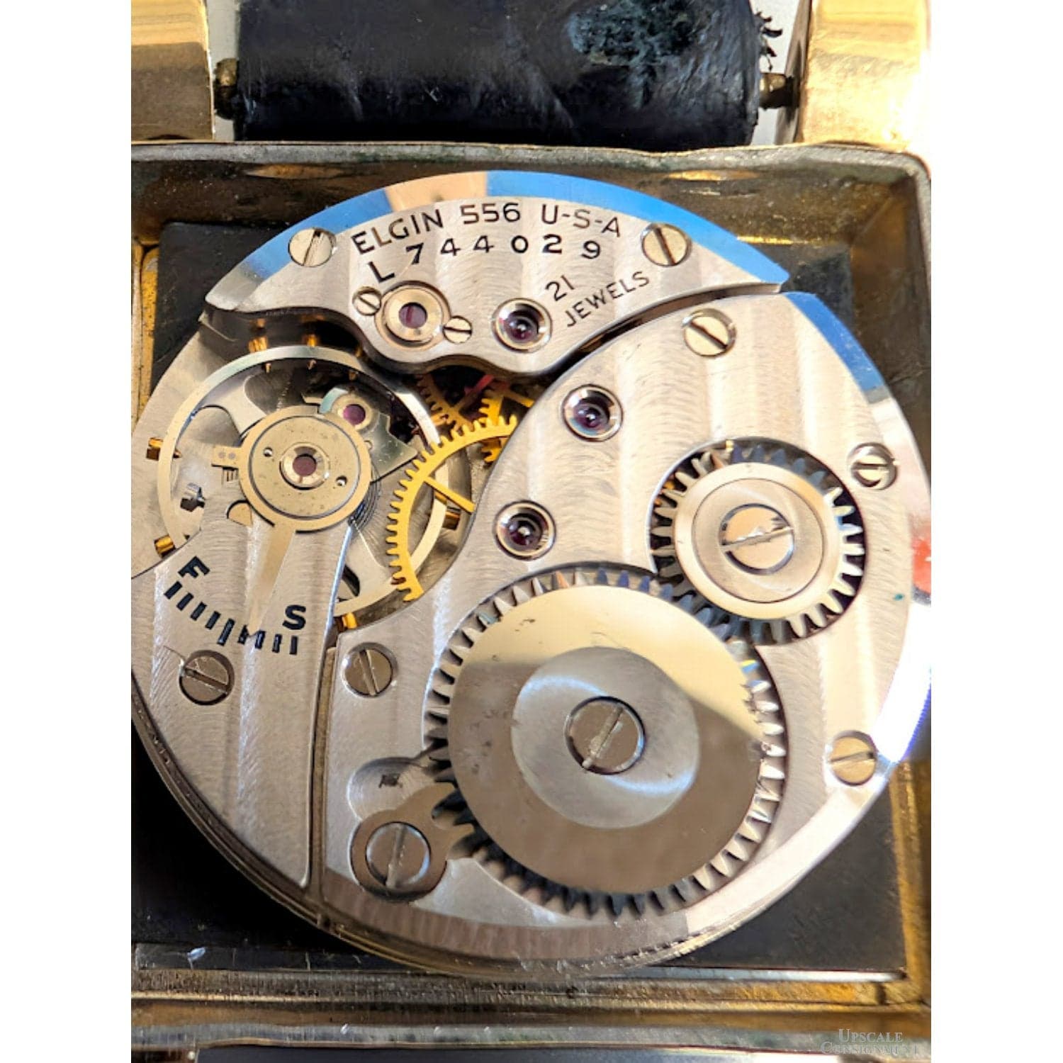 Mid-Century 21J Mechanical Manual-Wind Men's 14K GF Dress Watch - Size 6.75 - Thumbnail 3