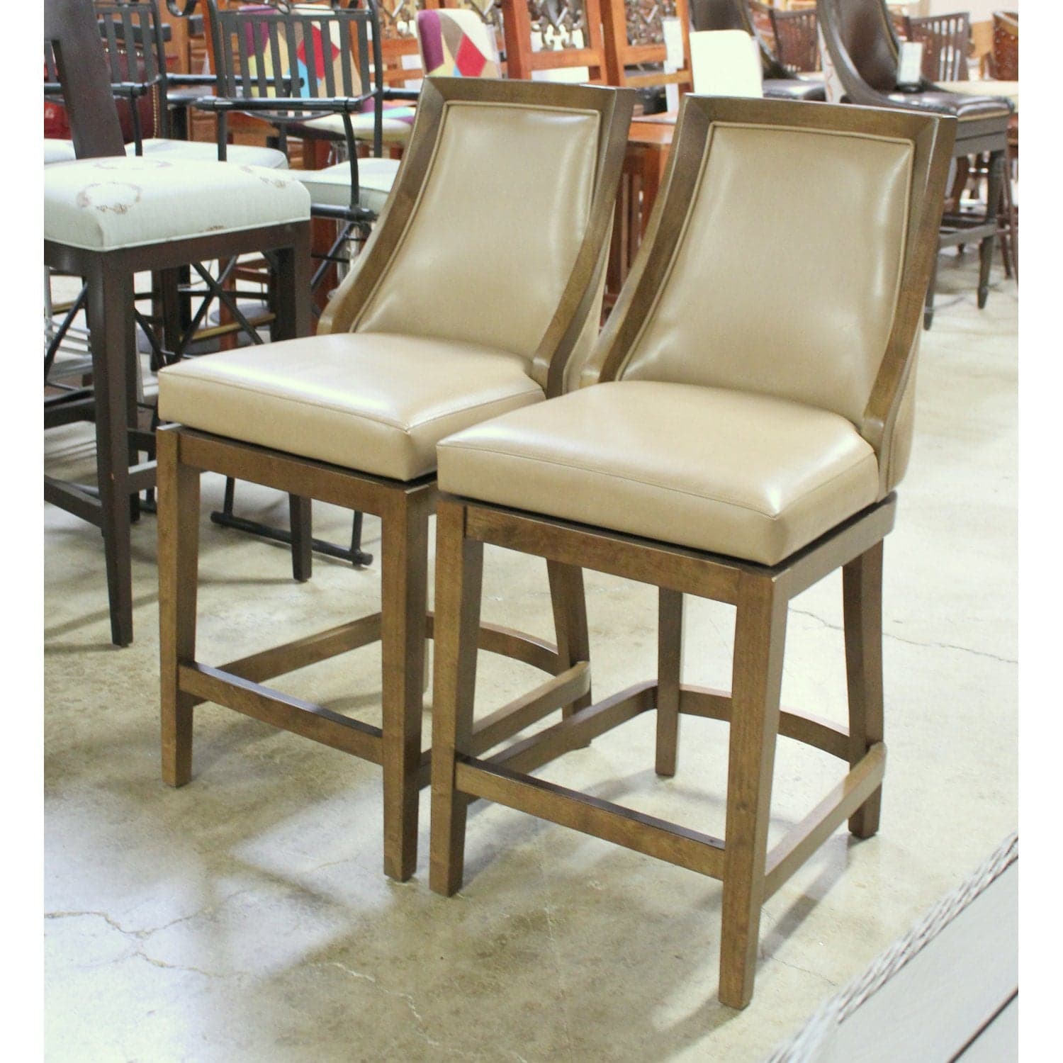 Pair of Tan Leather Counter Stools - Tan - Thumbnail 3