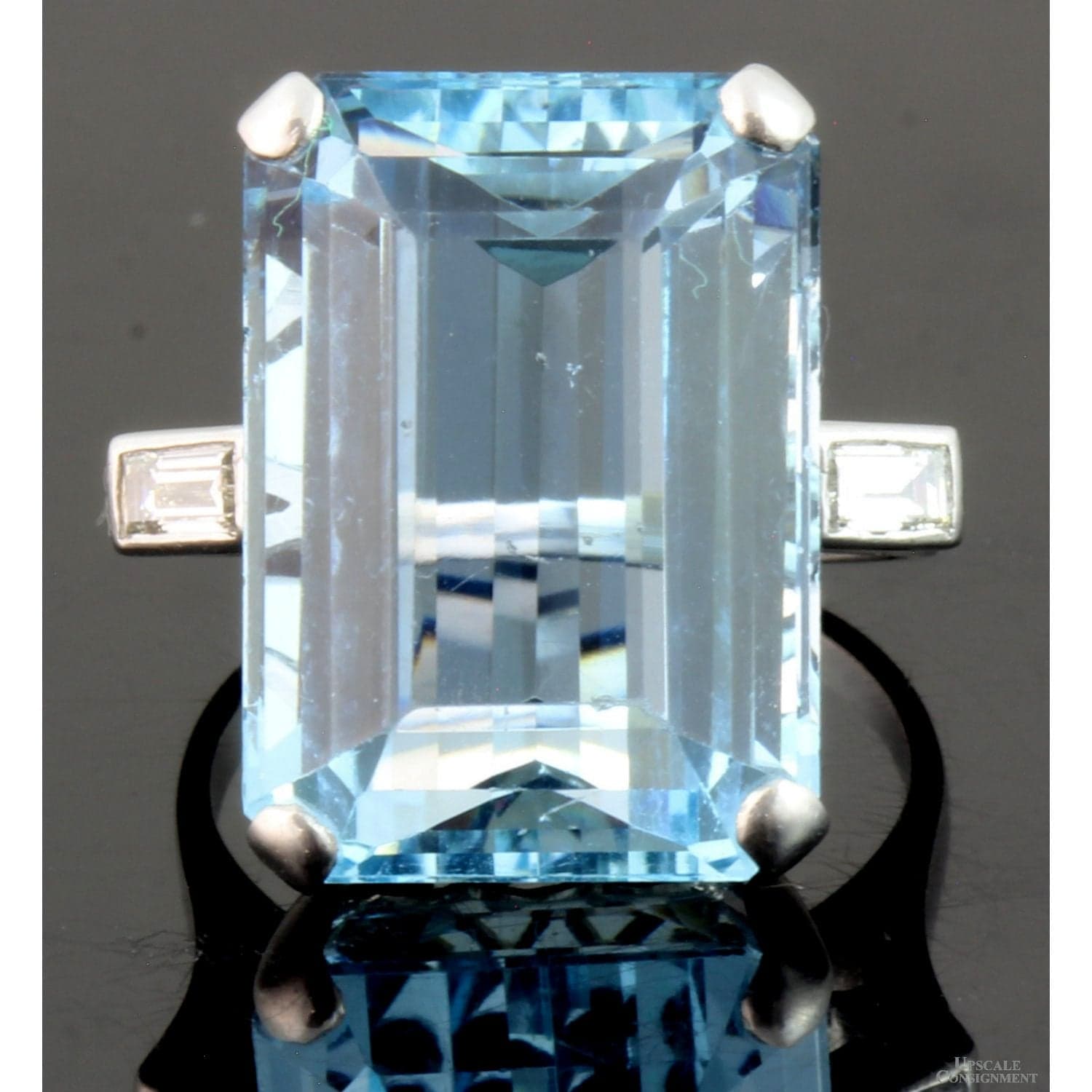 18.27ct Natural Aquamarine & .39ctw Diamond Platinum Ring - Size 4.75 - Image 1