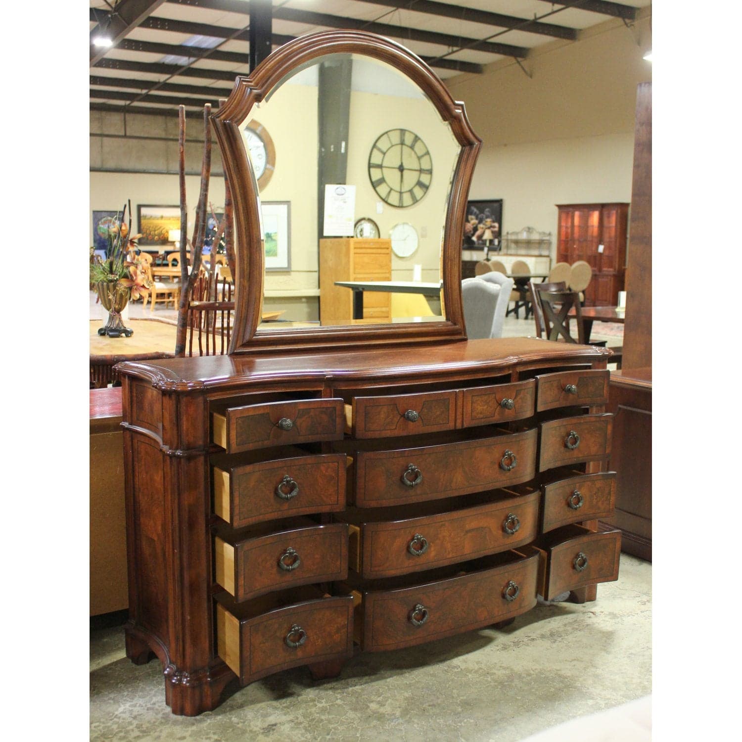 Serpentine Triple Dresser w/Mirror - Brown - Thumbnail 4