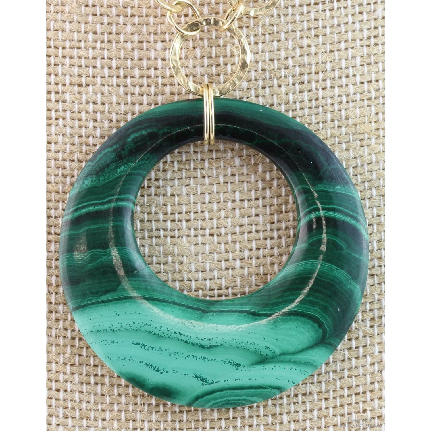 Malachite Pendant 14K Gold Hammered Loop Necklace - 18 in - Thumbnail 3