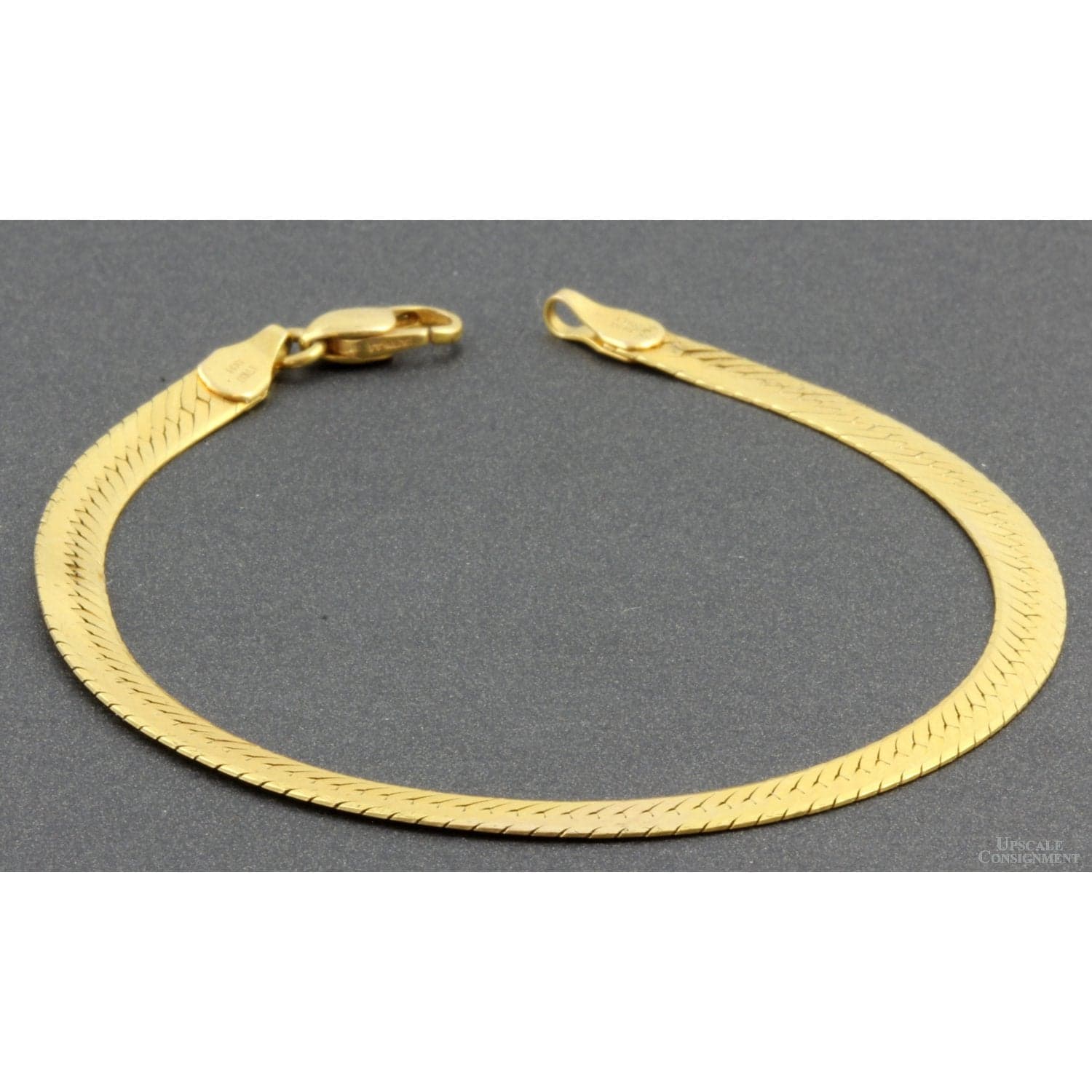 14K Yellow Gold 5mm(w) Flat Herringbone Chain Bracelet - 7 in - Image 1
