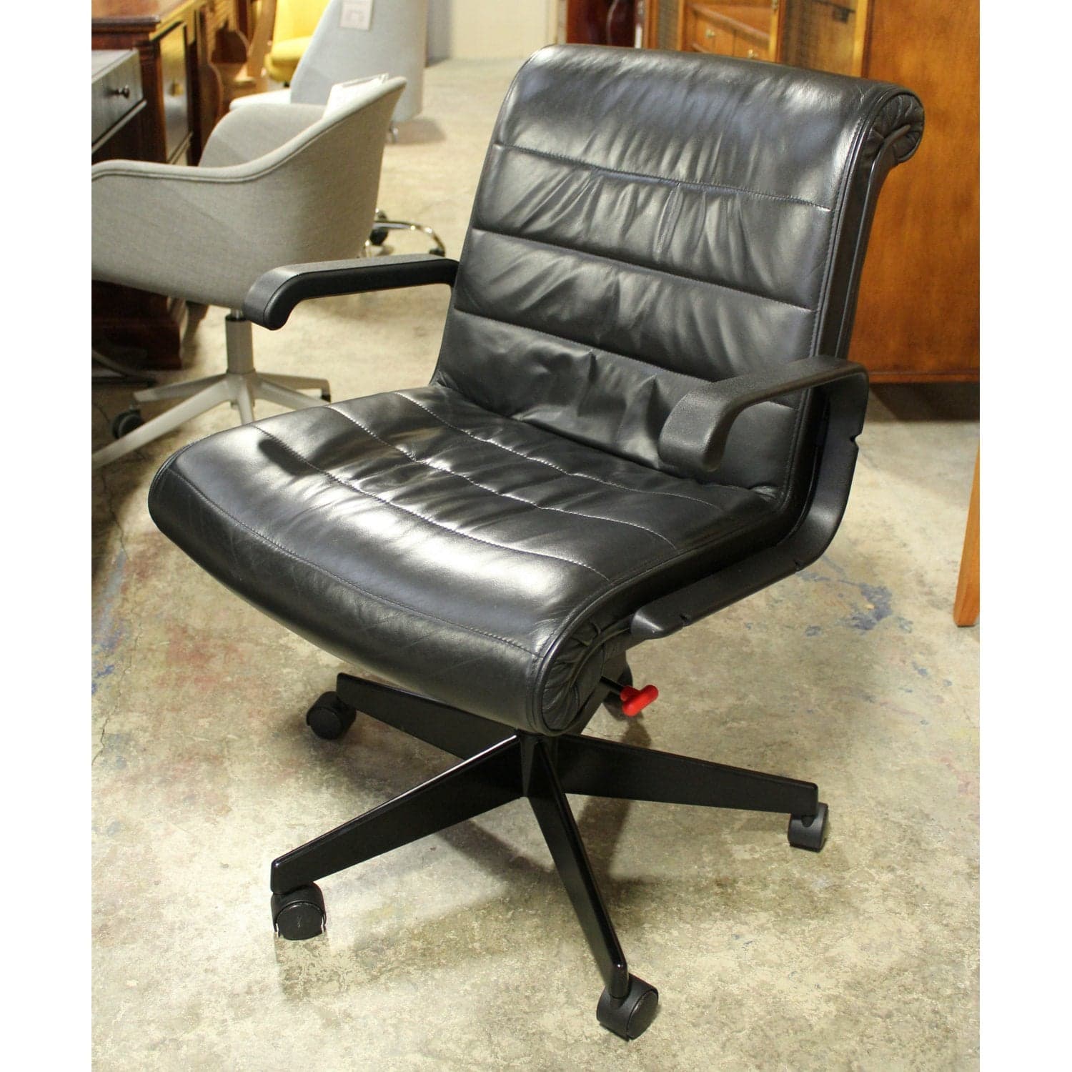 Knoll 'Sapper' Leather Executive Office Chair - Black - Thumbnail 3
